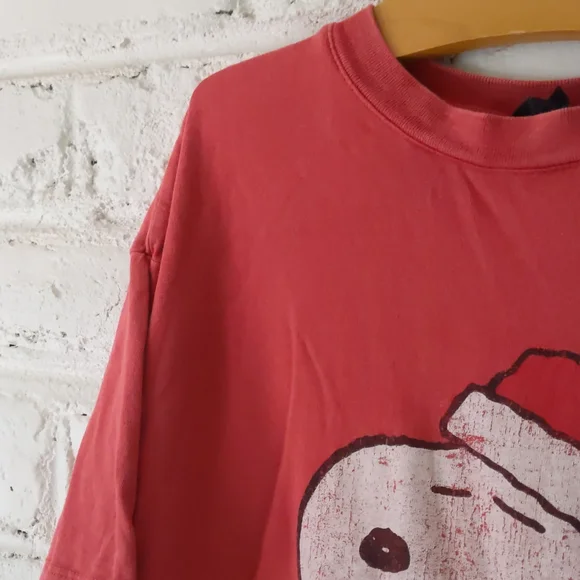 Peanuts Holiday Tshirt Snoop and Woodstock - Picture 3 of 7